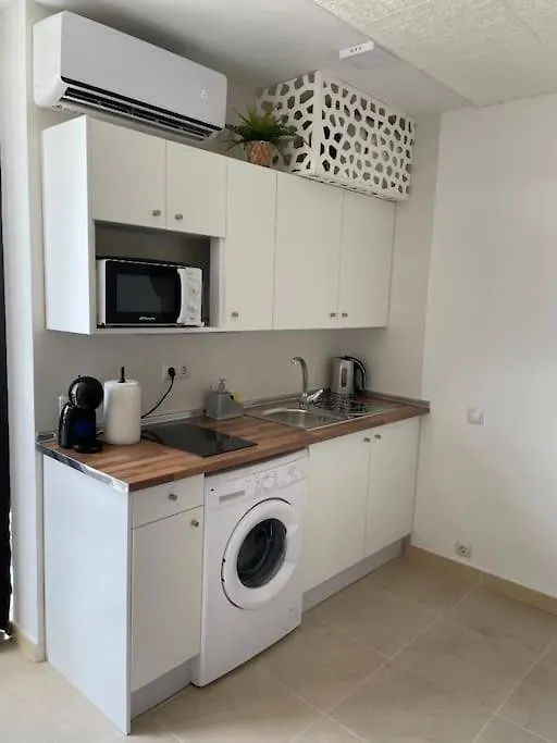 Estudio Con Hermosas Vistas Benalmádena Spanien
