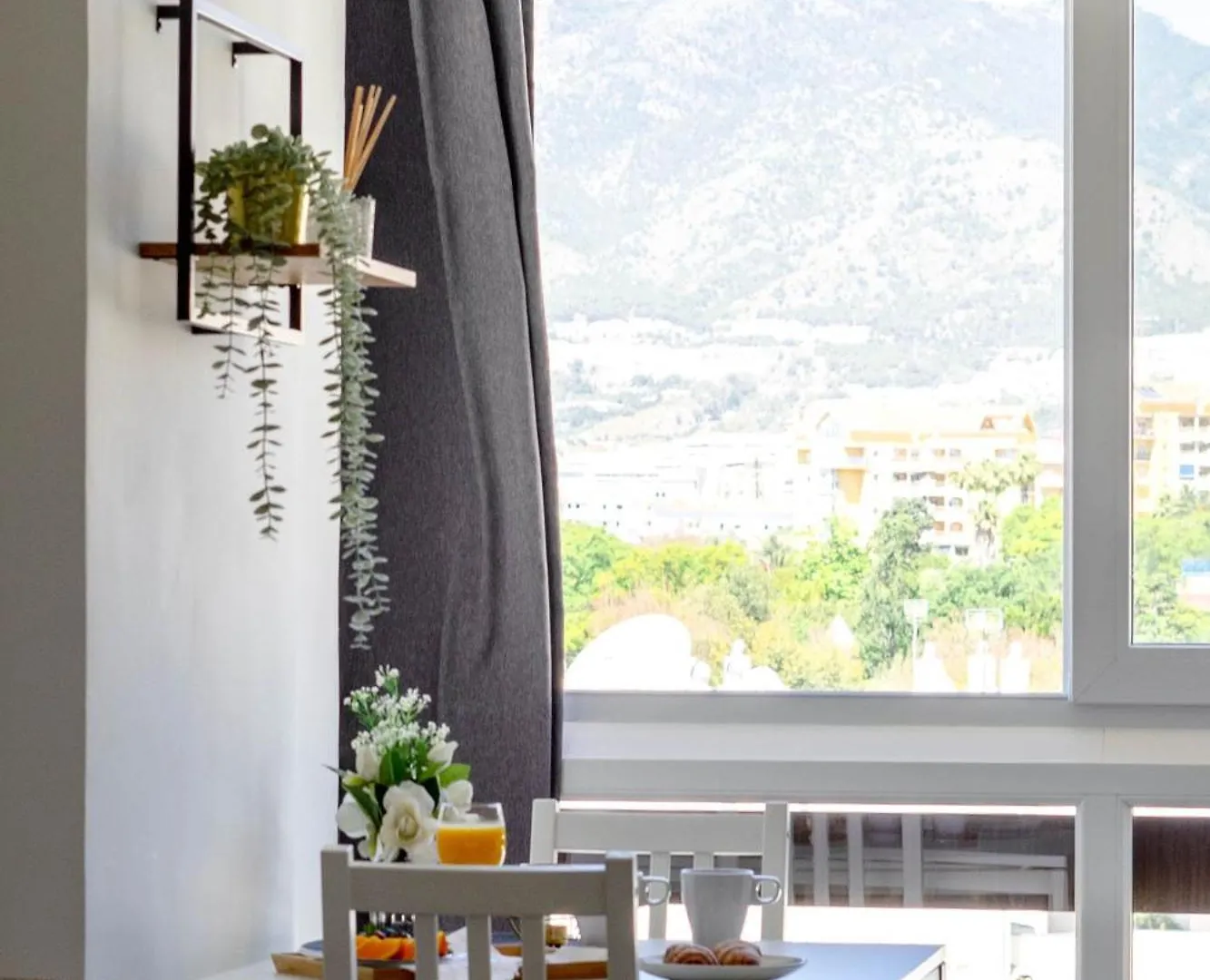 בנאלמדנה Estudio Con Hermosas Vistas דירה