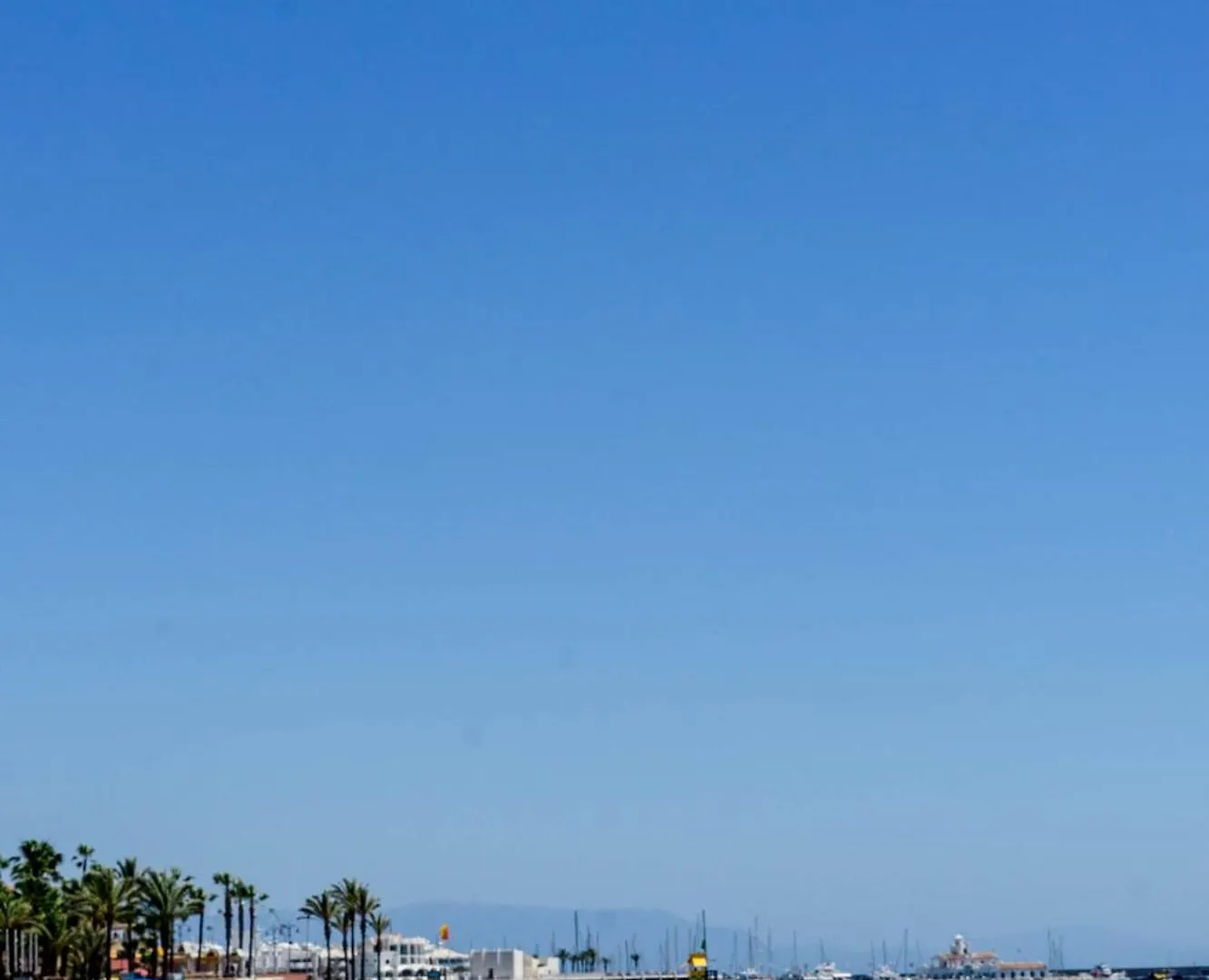Estudio Con Hermosas Vistas 베날마데나코스타 0*,