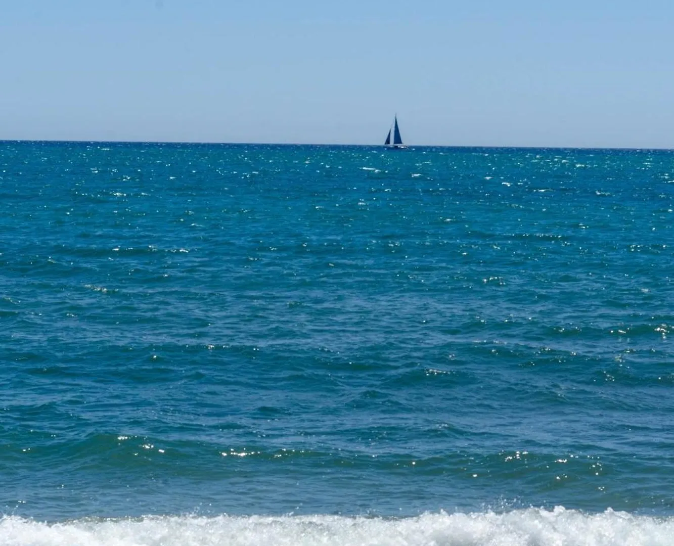 Estudio Con Hermosas Vistas بينالماذينا